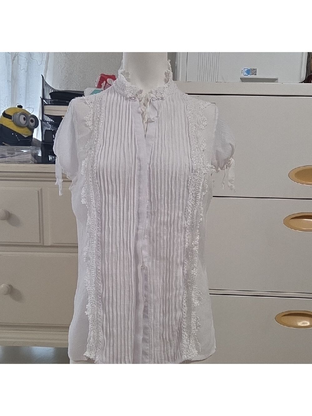 Azucar Women’s White Lace Blouse Size M Polyester & Spandex Medium [201]
